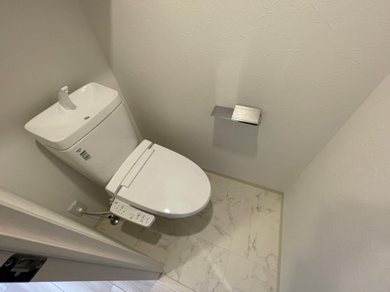 トイレ　※別部屋の写真です