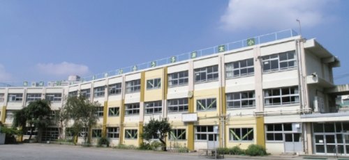 小学校　若木小学校（小学校）まで512m