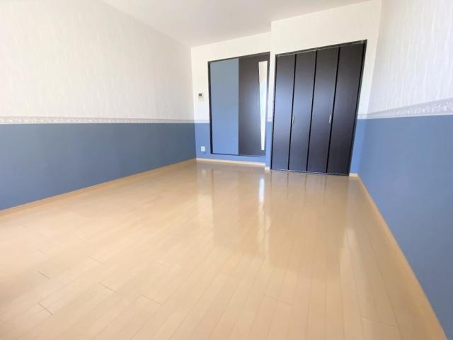 居室・リビング　※同タイプ部屋の写真です。