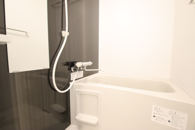 バス・シャワールーム　※別室の参考写真の為、現況優先です。