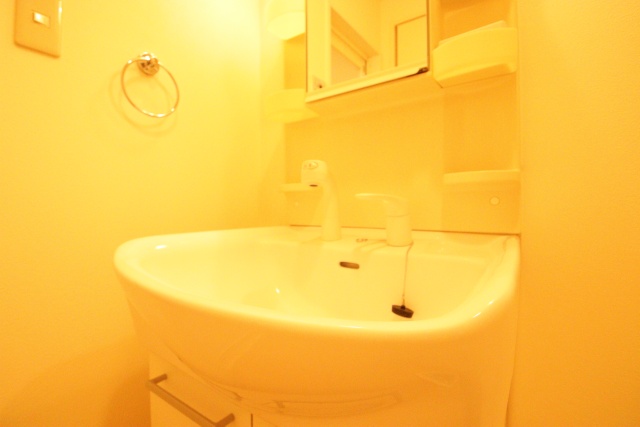 洗面設備　※別室の参考写真の為、現況優先です。