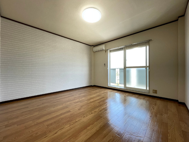 居室・リビング　同タイプのお部屋の写真です。