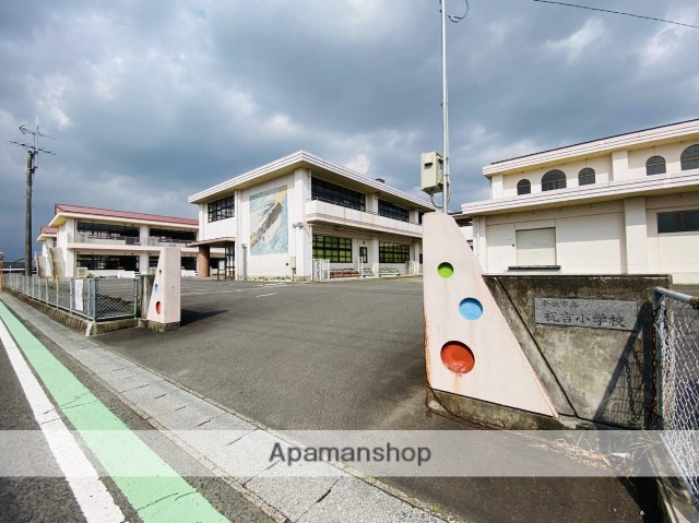 小学校　都城市立祝吉小学校（小学校）まで2571m