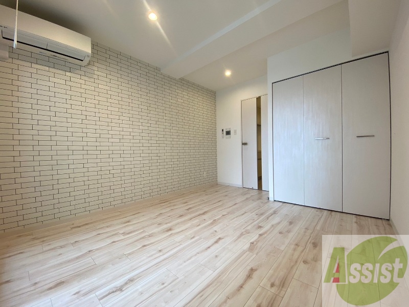 居室・リビング　広くてキレイなお部屋が広がっていて、充実した生活が送れそう。