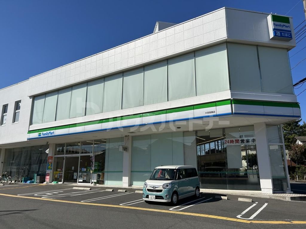 コンビニ　ファミリーマートTSUTAYA大宮指扇店（コンビニ）まで440m