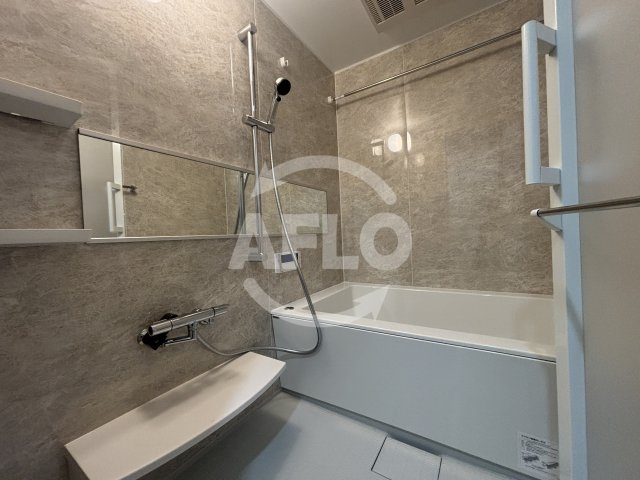 バス・シャワールーム　リビエナ　グラン　新梅田　風呂