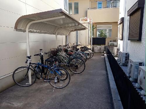 その他共有部分　駐輪場完備