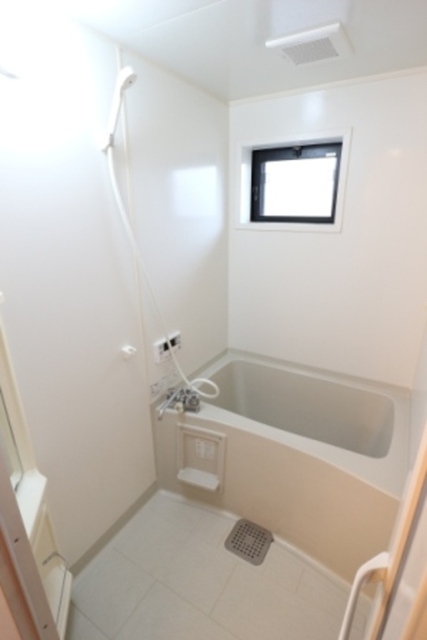 バス・シャワールーム　バスルーム