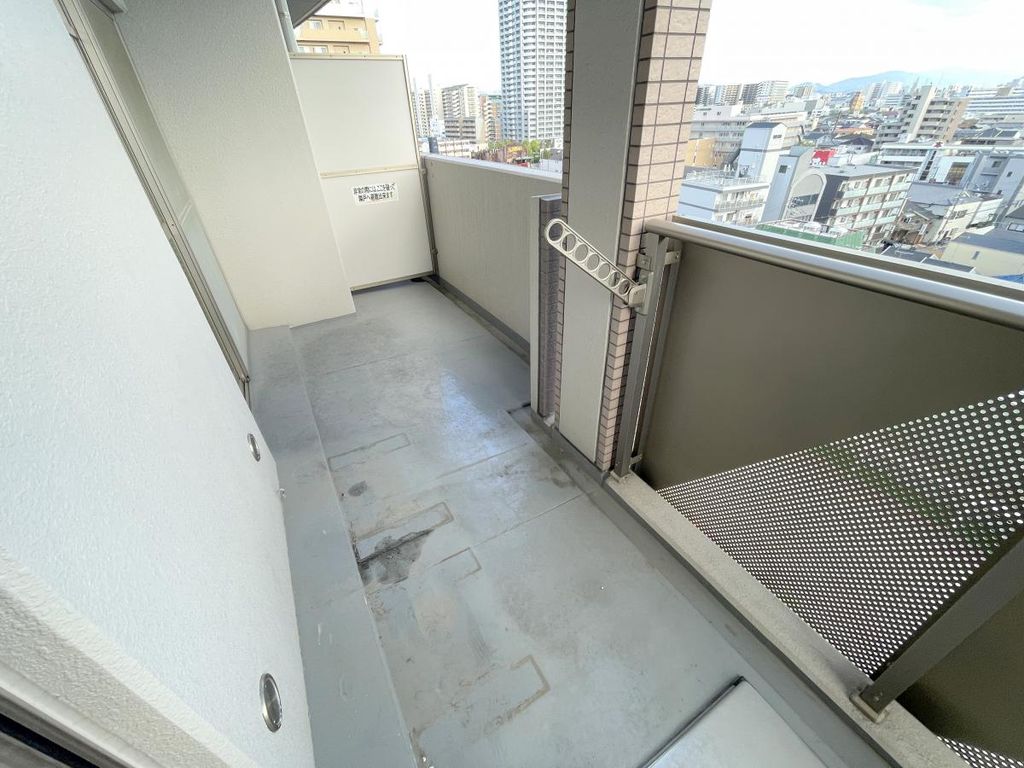 バルコニー　バルコニー