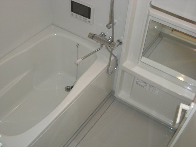 バス・シャワールーム　グランシス難波西　バスルーム