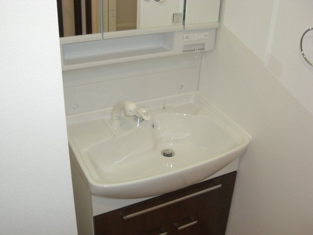 洗面設備　グランシス難波西　独立洗面化粧台