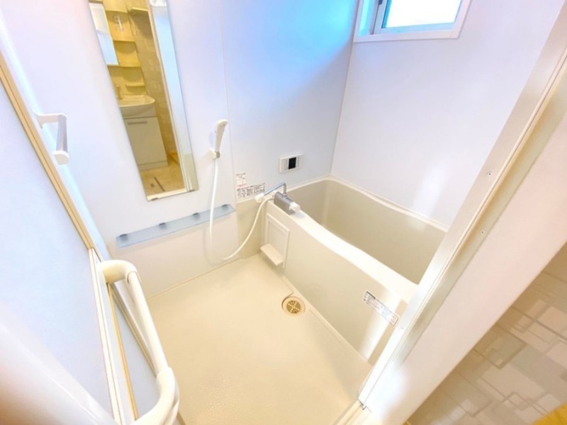 バス・シャワールーム　図面と現状に相違がある場合には現状を優先