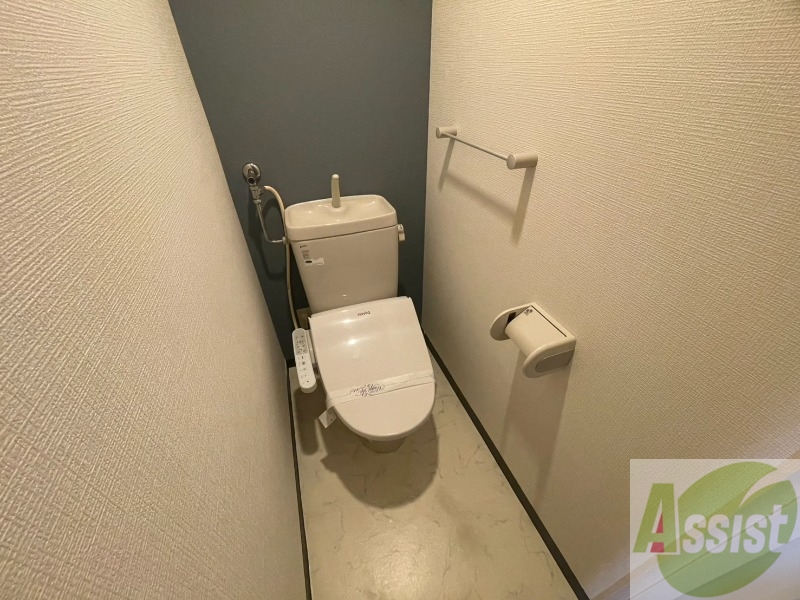 トイレ　ウォシュレットがついたトイレです。安心して使用できますね。