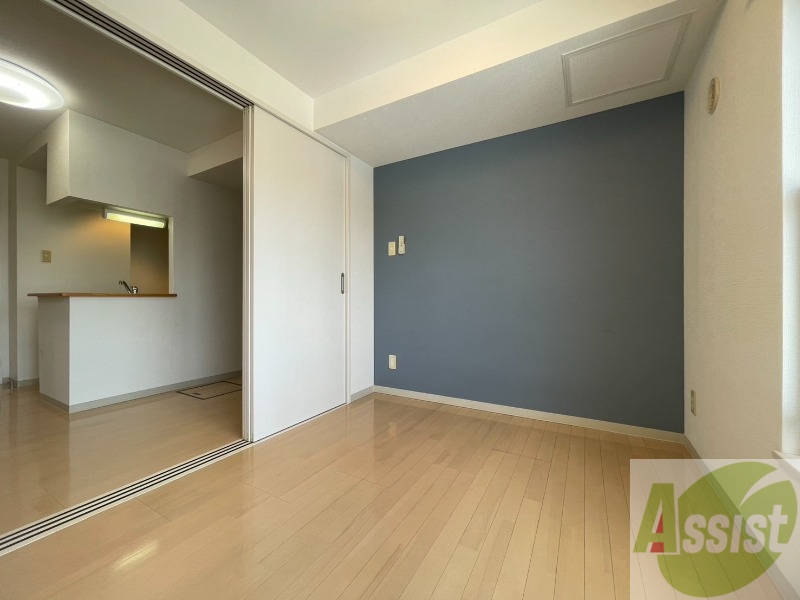 その他部屋・スペース　寝室を撮ってみました。家具の配置もしやすそう。