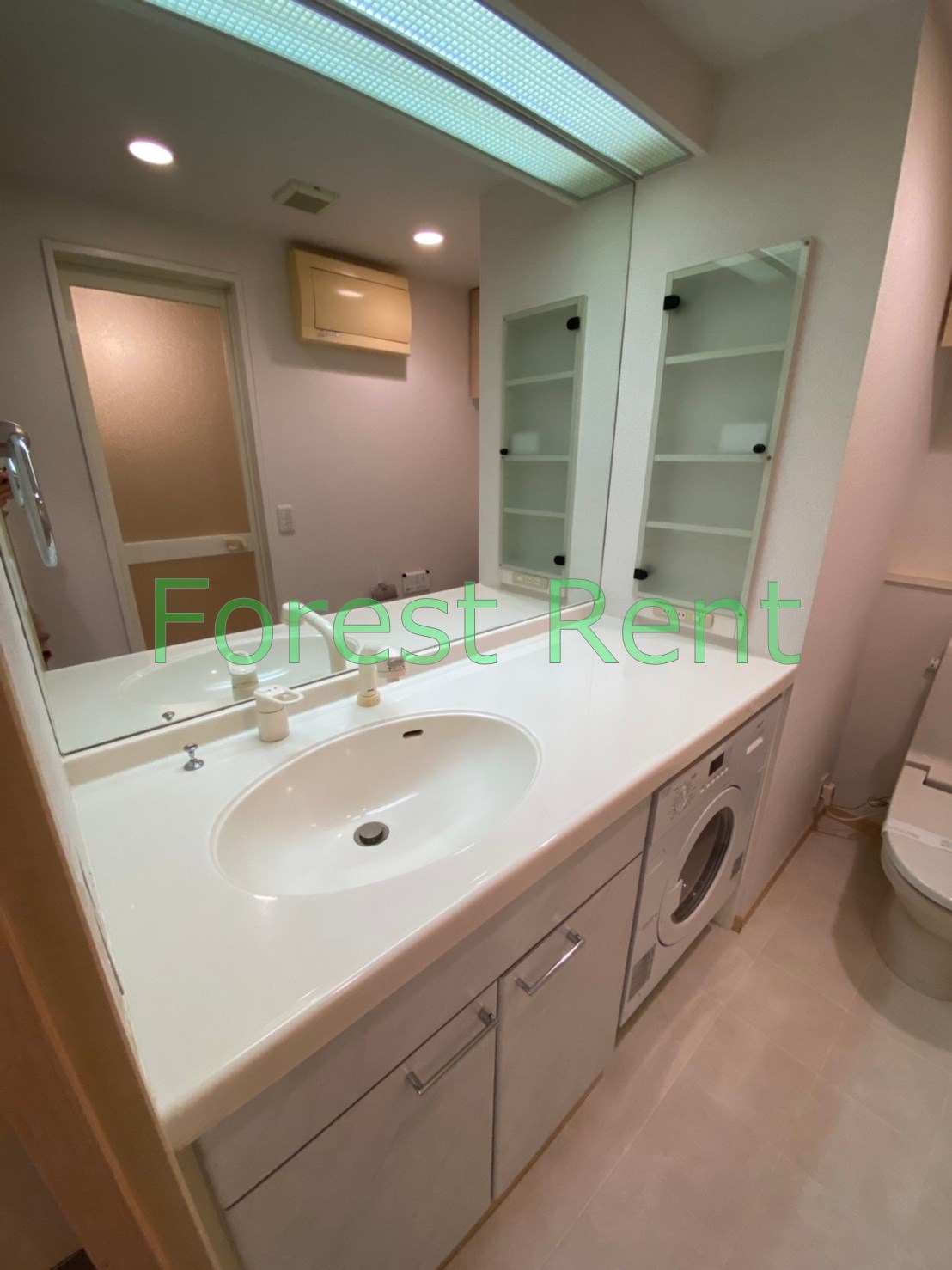 洗面設備　弊社は都内全域の物件をご紹介可能です！