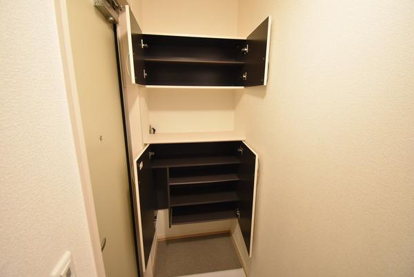 玄関　※同物件別室※