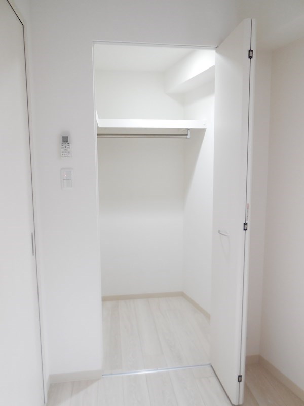 収納　ウォークインクローゼット