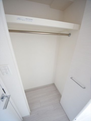 収納　ファステート大阪上本町ソーレ　クローゼット