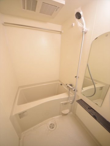 バス・シャワールーム　ファステート大阪上本町ソーレ　風呂