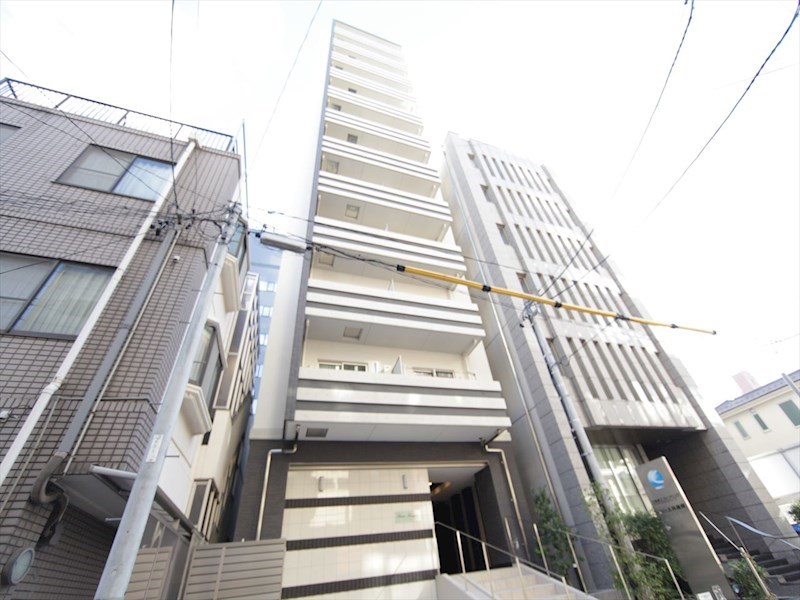 建物外観　外観　防犯カメラ　オートロック　宅配ＢＯＸ　外壁タイル張り