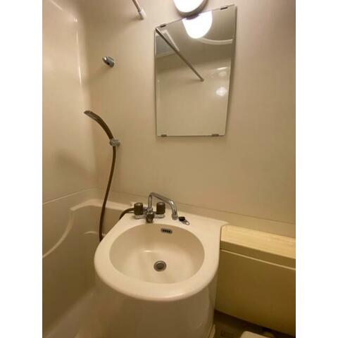 洗面設備　洗面所です