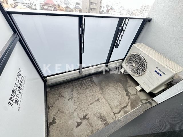 バルコニー　バルコニーがあります