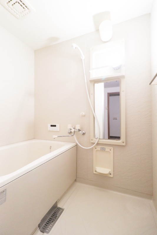 バス・シャワールーム　図面と現状に相違がある場合には現状を優先