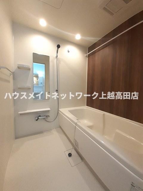 バス・シャワールーム　追焚機能付・１坪風呂