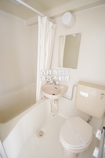 バス・シャワールーム　落ち着いた空間のお風呂