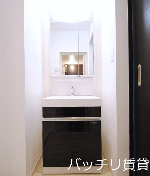 洗面設備　※同シリーズ写真のため、現状優先。