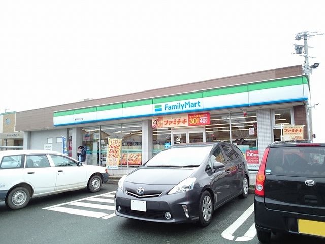 コンビニ　ファミリーマート 都田テクノ店（コンビニ）まで550m