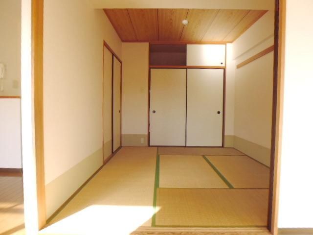 居室・リビング　和室