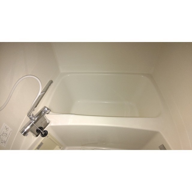 バス・シャワールーム　窓なし