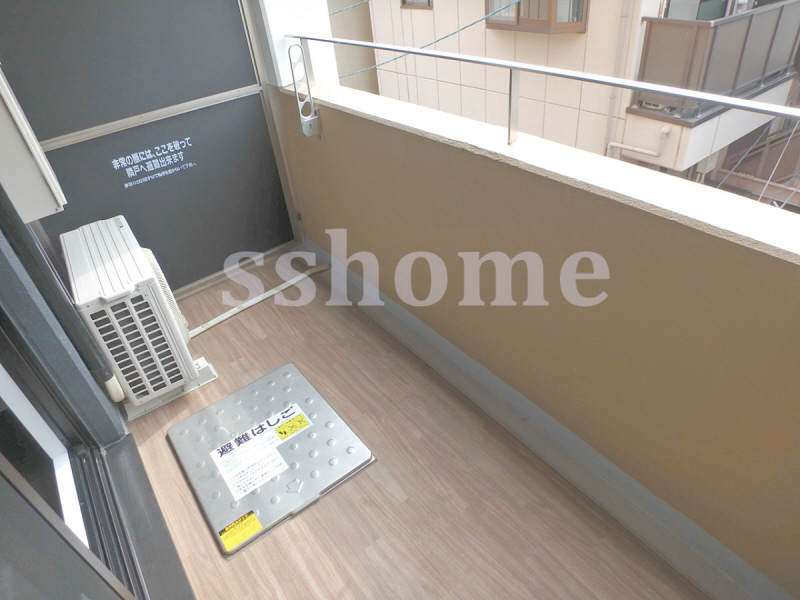 バルコニー　南側