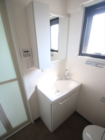 洗面設備　独立洗面化粧台