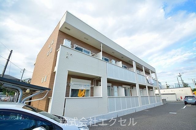 建物外観　拝島駅と熊川駅が徒歩圏内です。