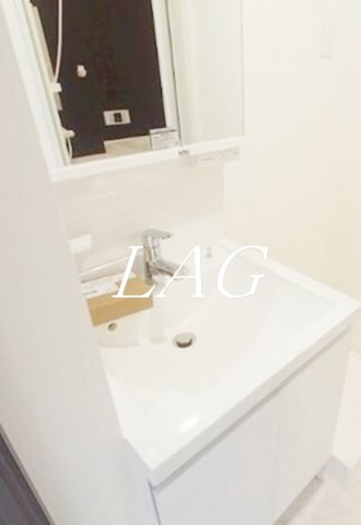 洗面設備　独立洗面台です。