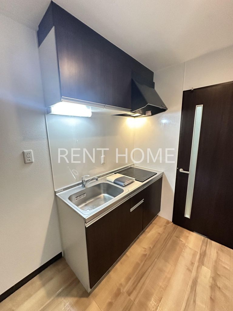 キッチン　2口IHコンロのシステムキッチンです。