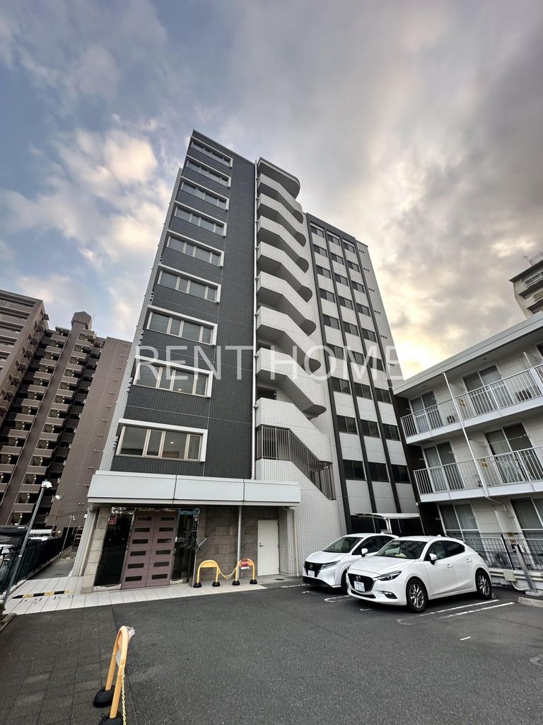 建物外観　RC造の高級感のあるマンションです。