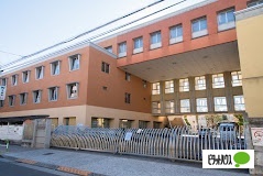 中学校　世田谷区立玉川中学校（中学校）まで681m