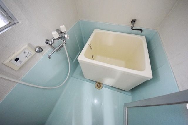 バス・シャワールーム　～バス～