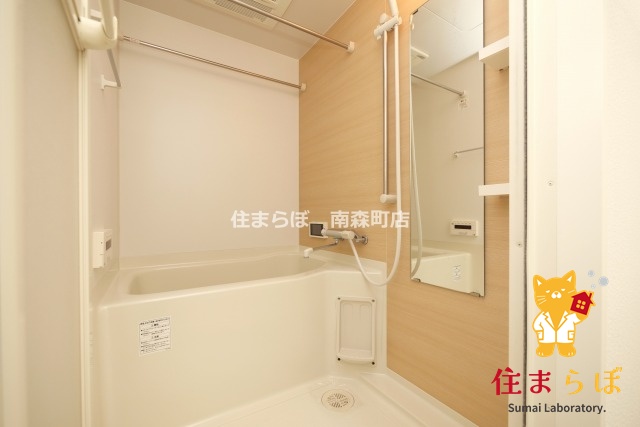 バス・シャワールーム　「見た目じゃなく、心に“しっくりくる”を大切に。」