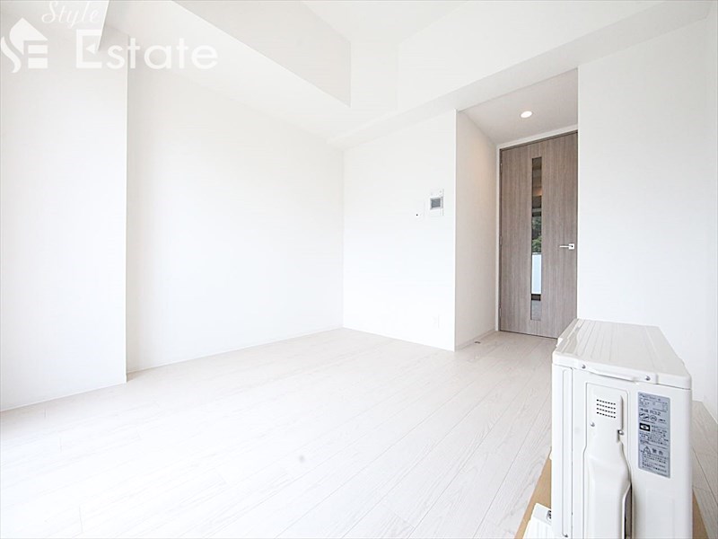 居室・リビング　内装