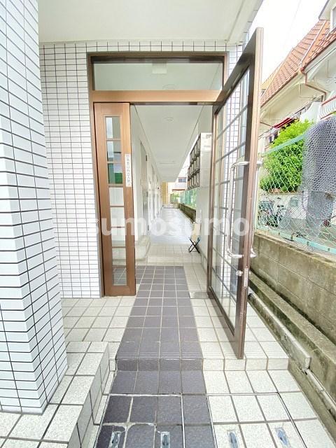 エントランス　毎日通るエントランスはこのようになっています