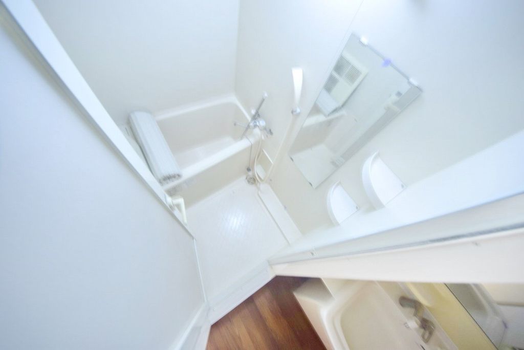 バス・シャワールーム　バルコニー