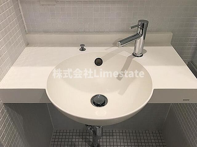 洗面設備　別部屋参考写真