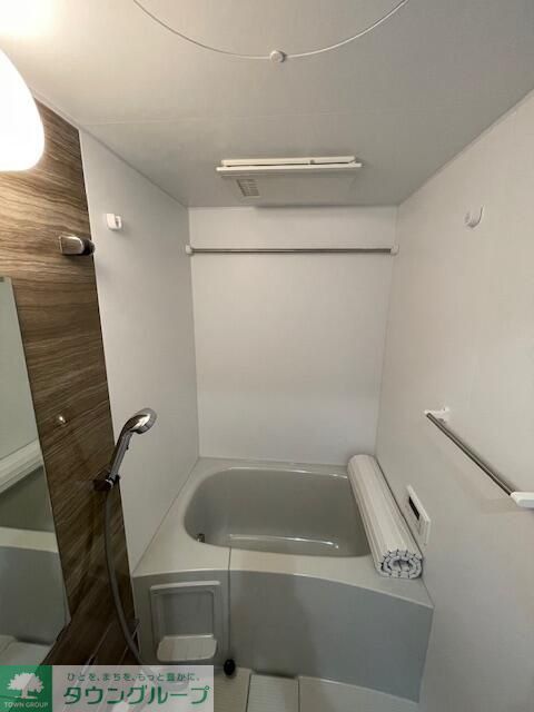 バス・シャワールーム　バス