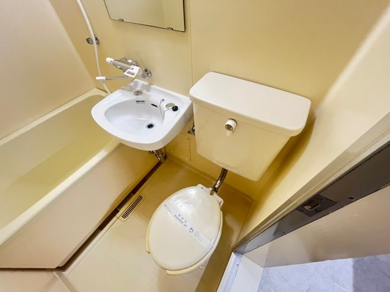 トイレ　※別部屋の写真です