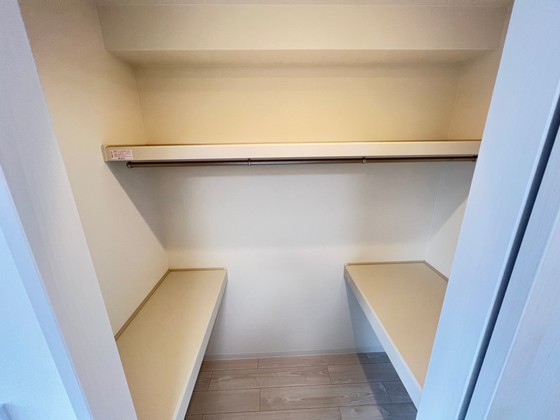 収納　※別部屋の写真です