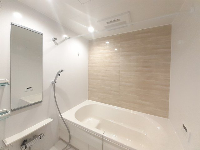 バス・シャワールーム　お風呂で日々の疲れを落としましょう